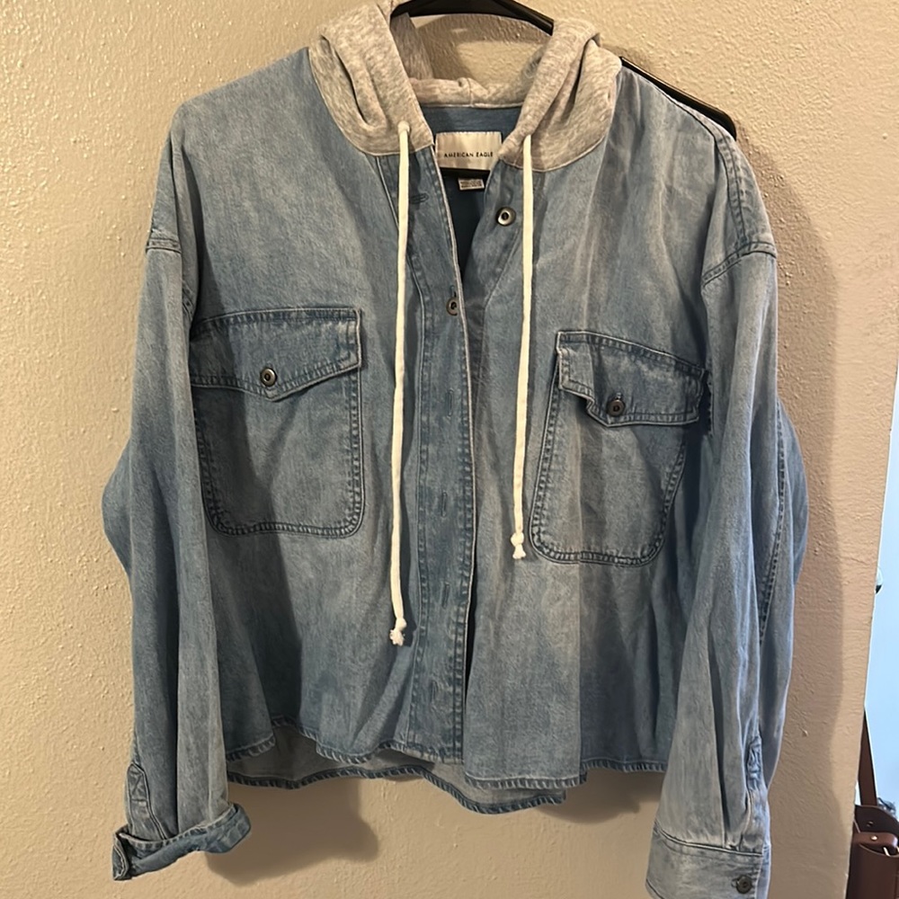 American Eagle cropped hooded jean jacket